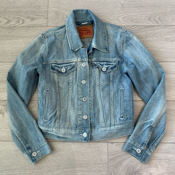 Levi’s Original Trucker Denim Jean Jacket - Picture 2 of 10